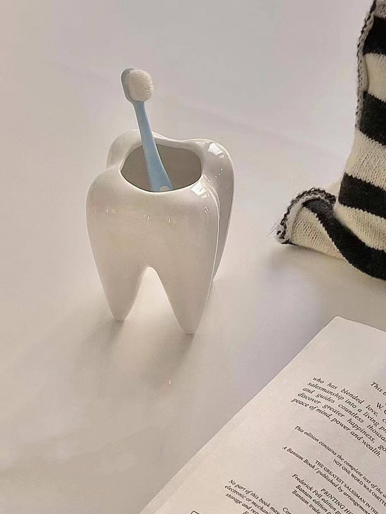 Soporte con forma de diente para cepillos o lápiceros - Imagen 6