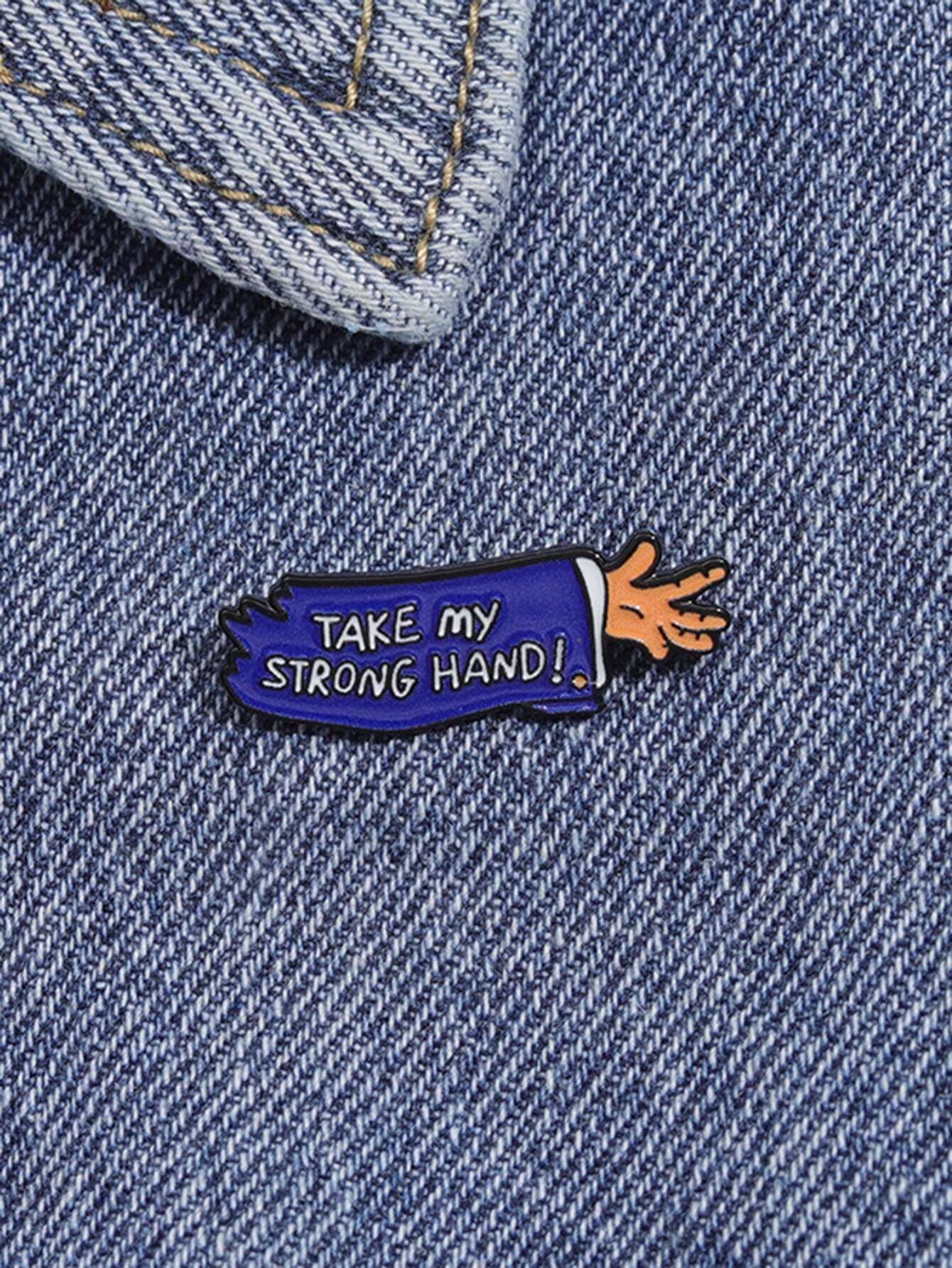 Pin “Take My Strong Hand” humor absurdo inspirado en Scary Movie